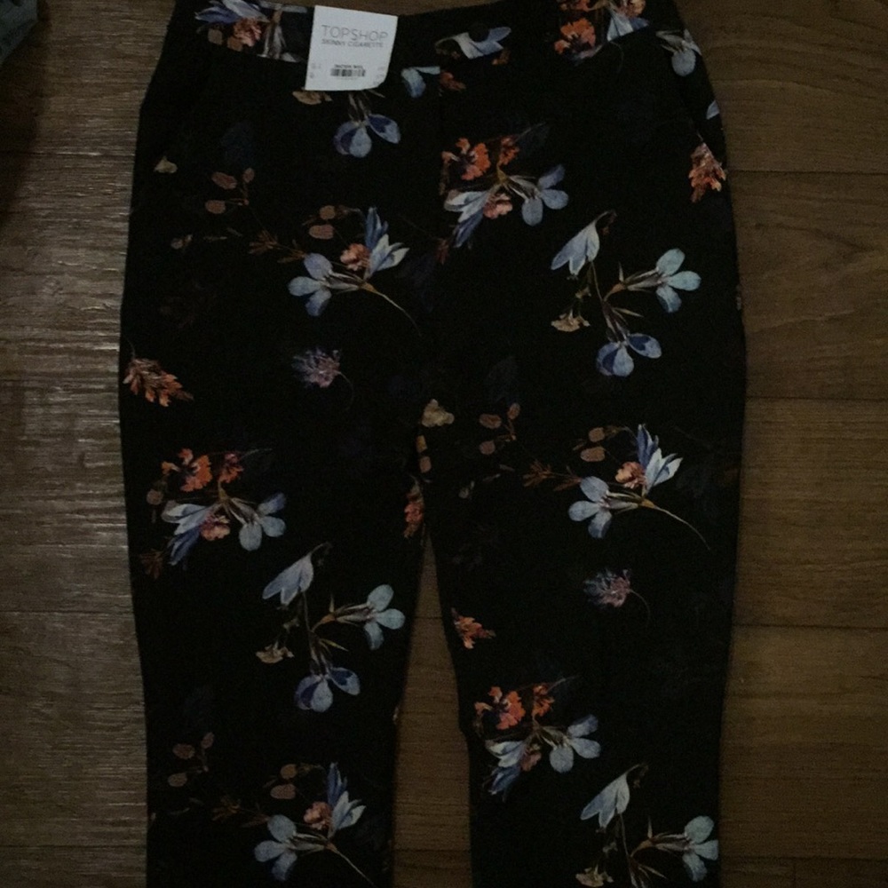 Topshop skinny floral pants